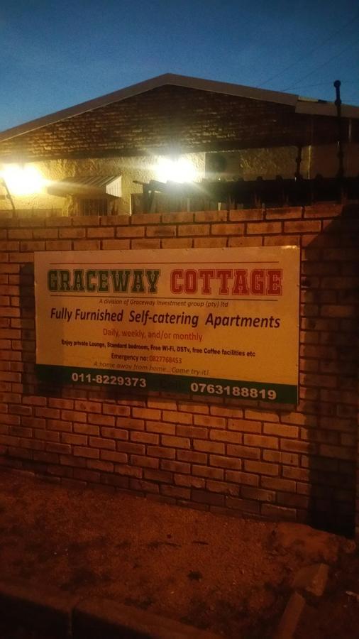 Graceway Cottage อีเดนเวล ภายนอก รูปภาพ